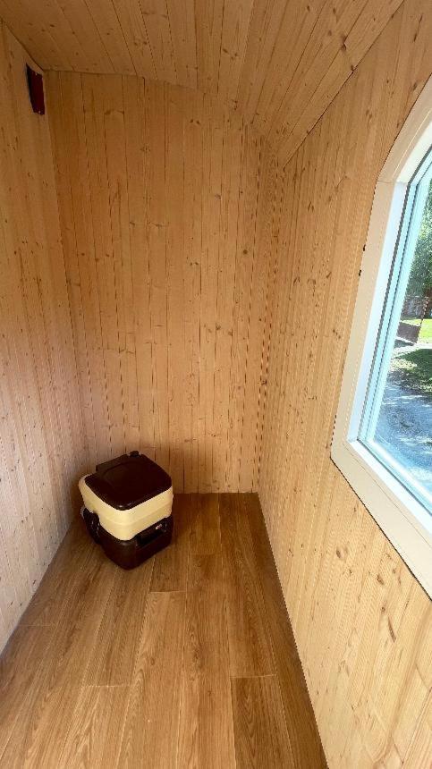 Glamping - Stylova Maringotka V Srdci Ladova Kraje, Pobliz Hlavniho Mesta Prahy Stribrna Skalice Extérieur photo